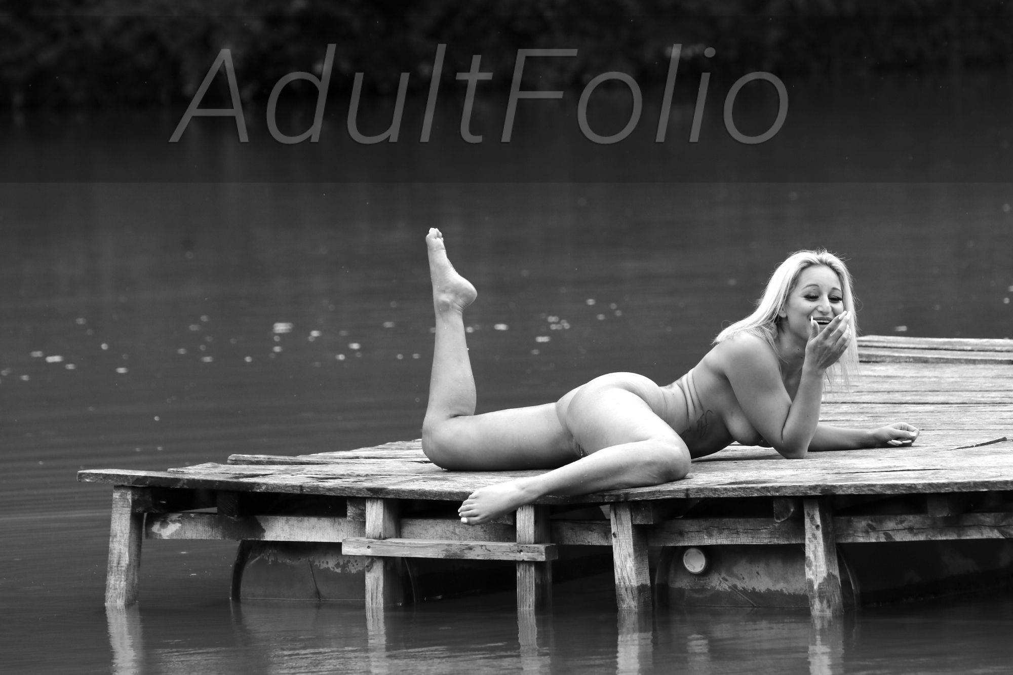 https://www.adultfolio.com/images/watermark/1022141.jpg