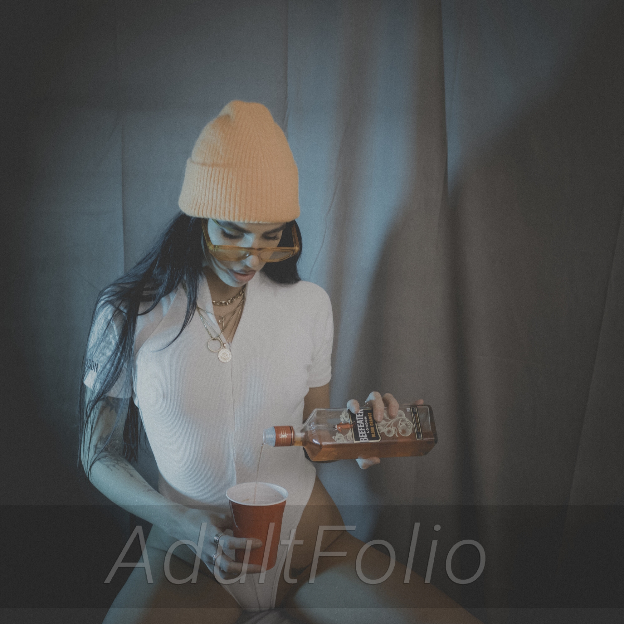 https://www.adultfolio.com/images/watermark/1083764.jpg