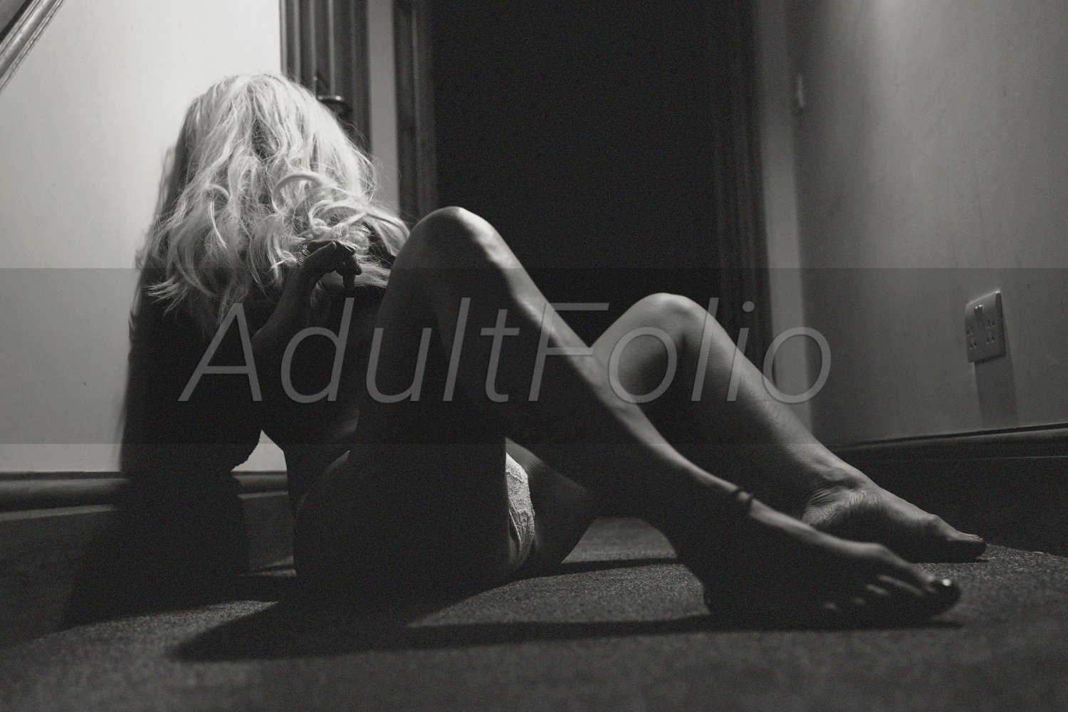 https://www.adultfolio.com/images/watermark/1084635.jpg