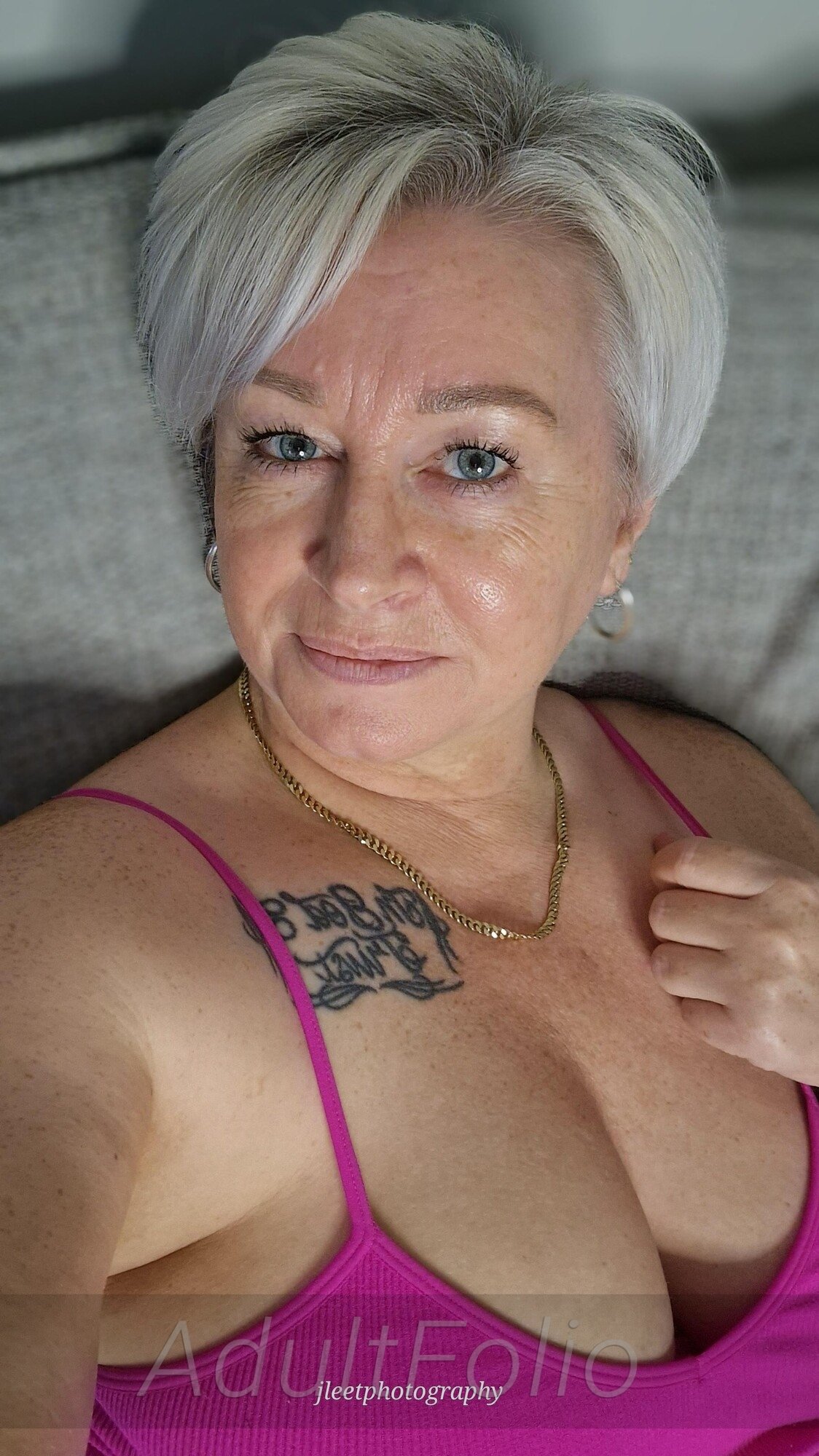 https://www.adultfolio.com/images/watermark/1101475.jpg