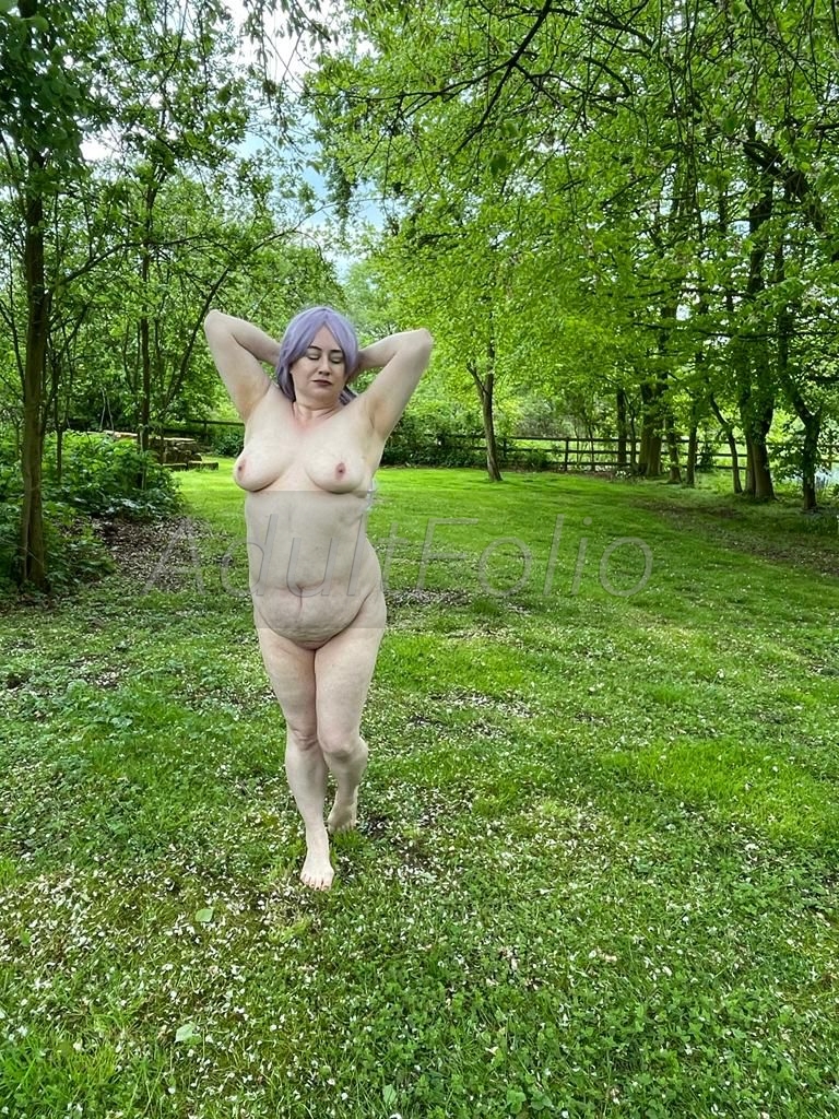 https://www.adultfolio.com/images/watermark/1166053.jpg