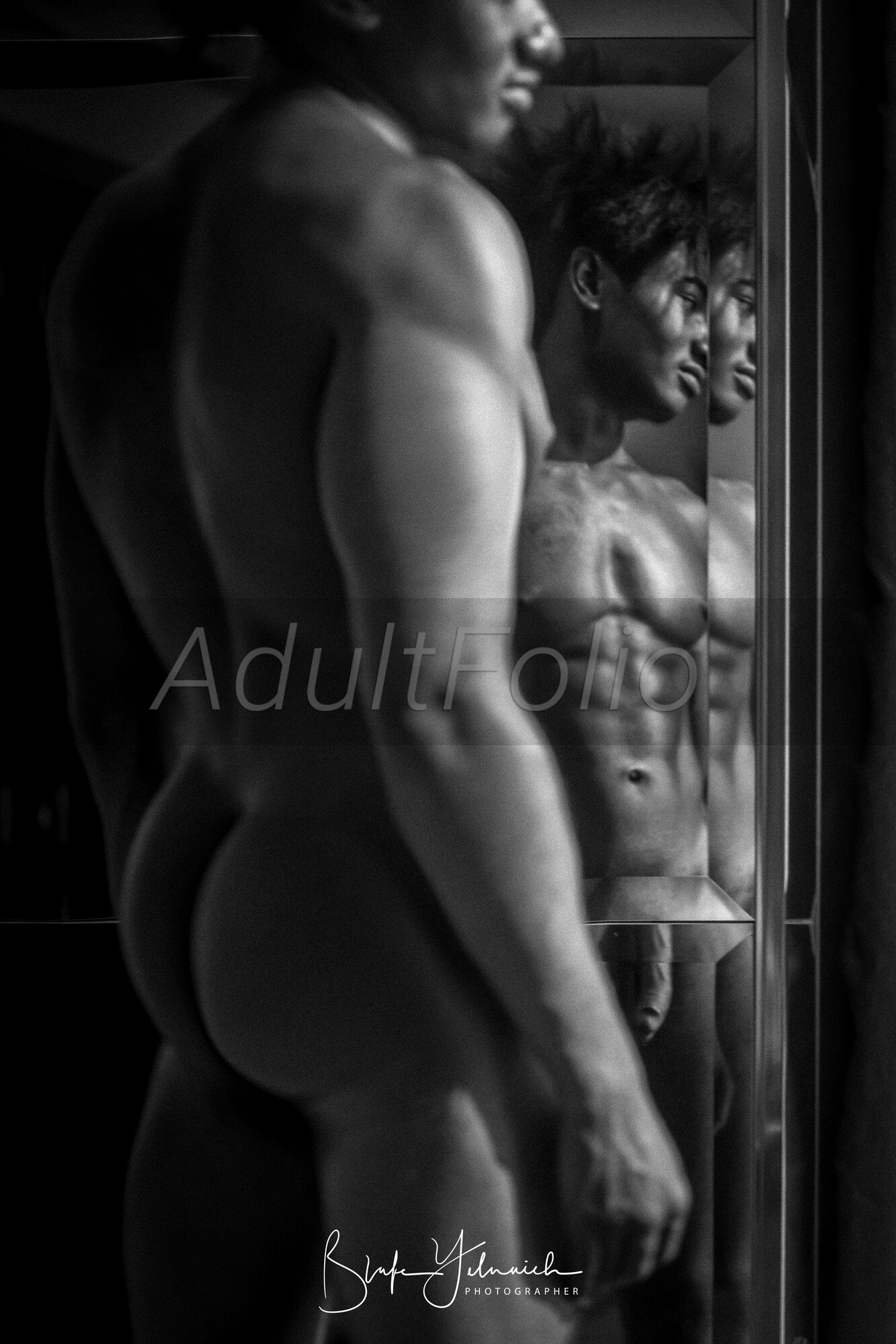 https://www.adultfolio.com/images/watermark/1168840.jpg