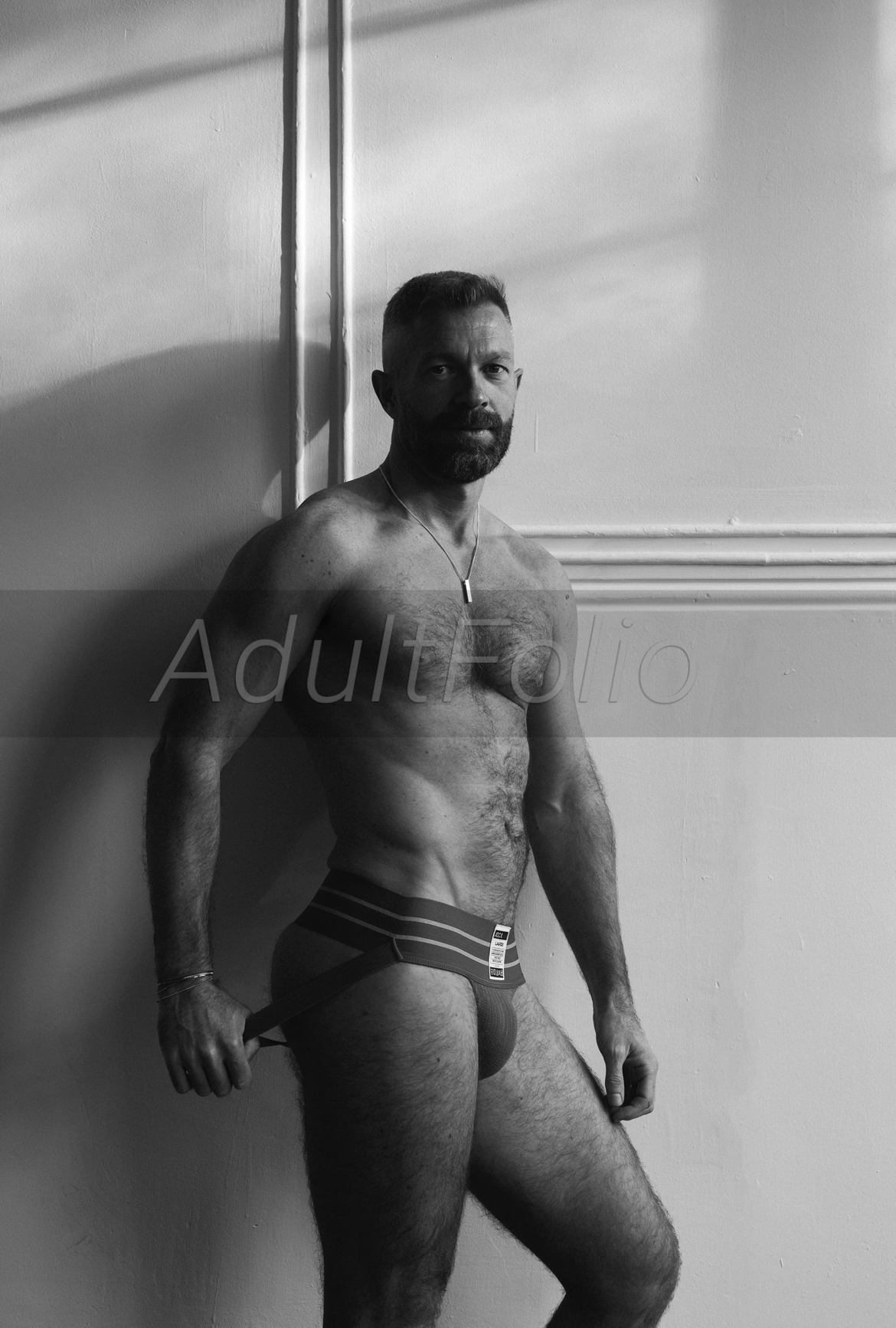 https://www.adultfolio.com/images/watermark/1183565.jpg