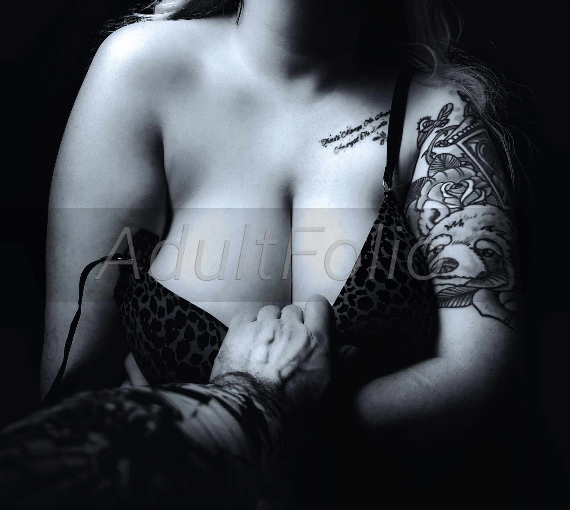 https://www.adultfolio.com/images/watermark/1189671.jpg