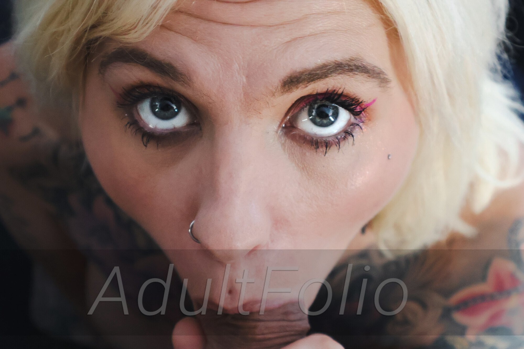 https://www.adultfolio.com/images/watermark/1224845.jpg