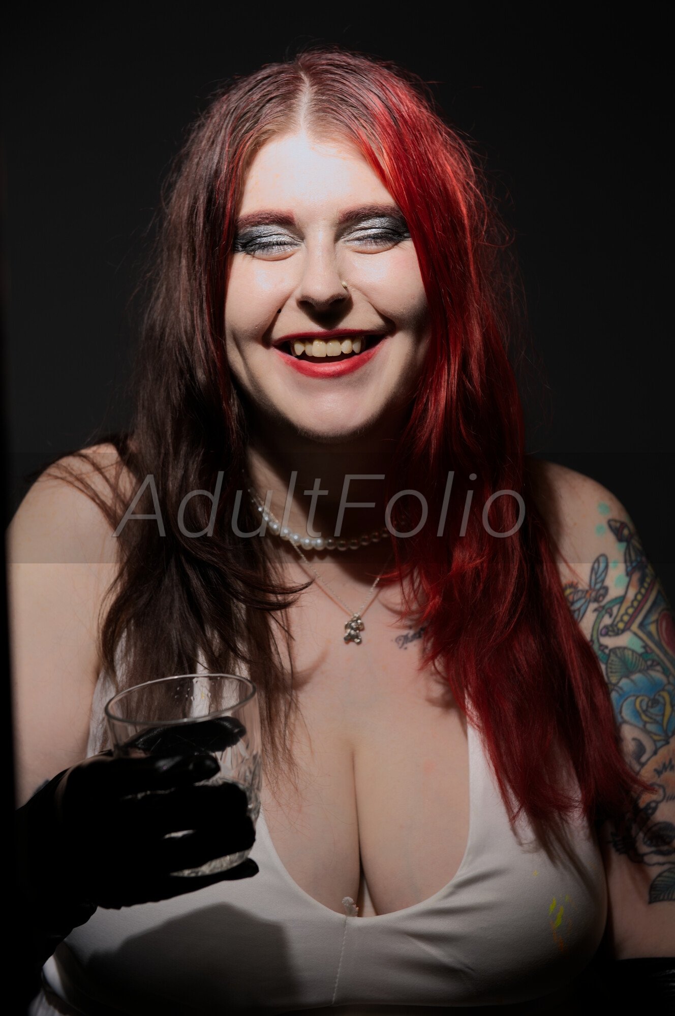 https://www.adultfolio.com/images/watermark/1237800.jpg