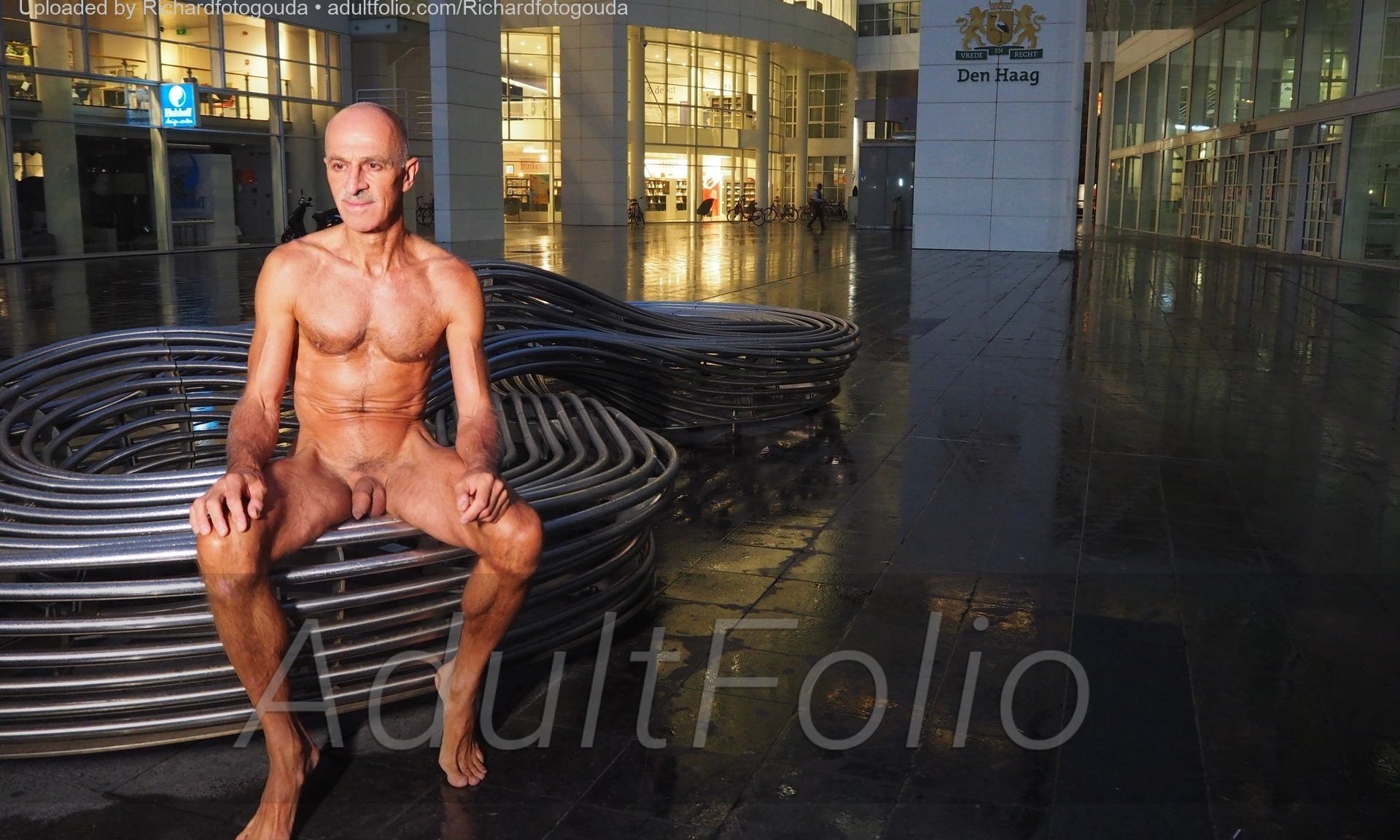 https://www.adultfolio.com/images/watermark/1306704.jpg