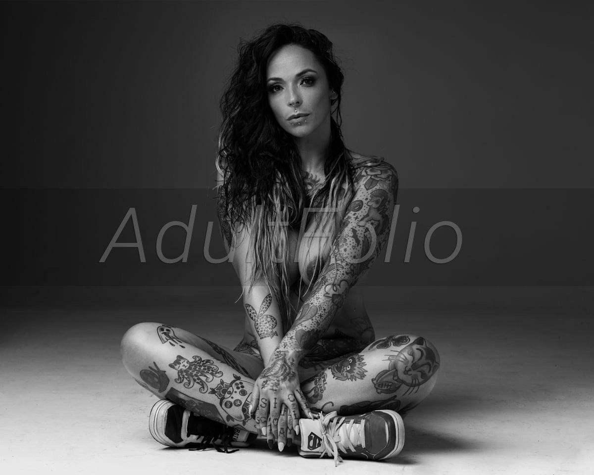 https://www.adultfolio.com/images/watermark/1347498.jpg