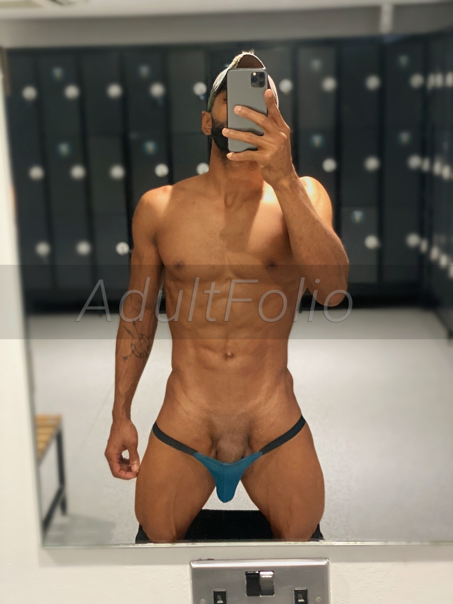 https://www.adultfolio.com/images/watermark/1373687.jpg