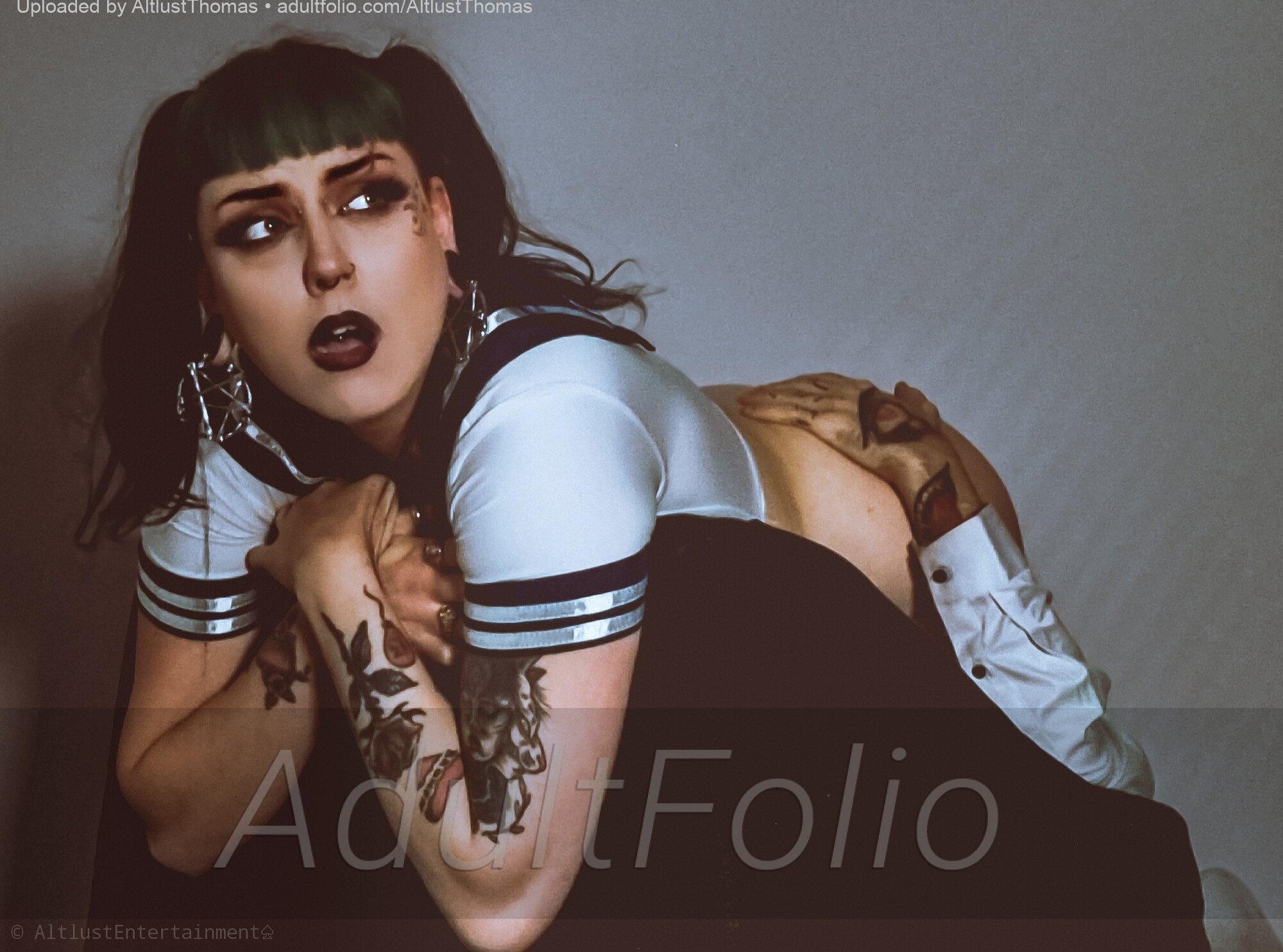 https://www.adultfolio.com/images/watermark/1447383.jpg