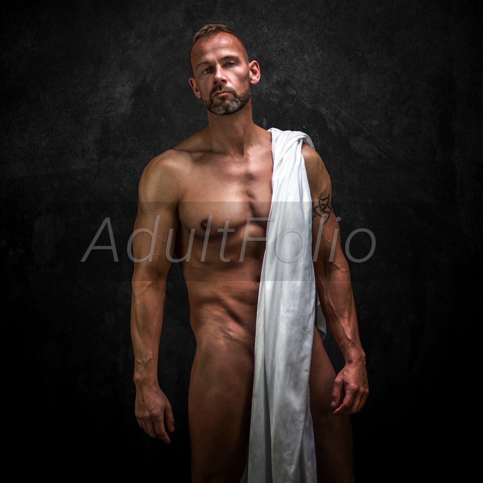 https://www.adultfolio.com/images/watermark/1480493.jpg