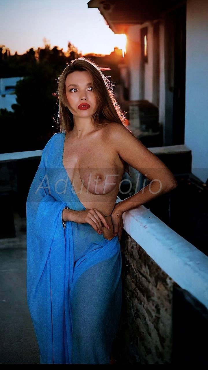 https://www.adultfolio.com/images/watermark/1481365.jpg