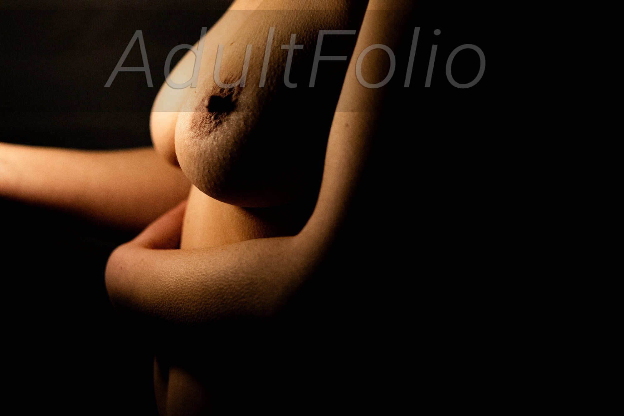 https://www.adultfolio.com/images/watermark/1481985.jpg