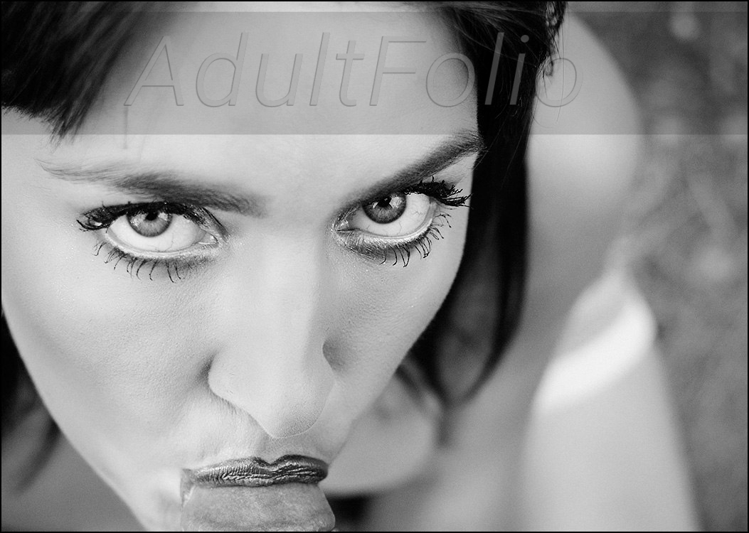 https://www.adultfolio.com/images/watermark/1490893.jpg