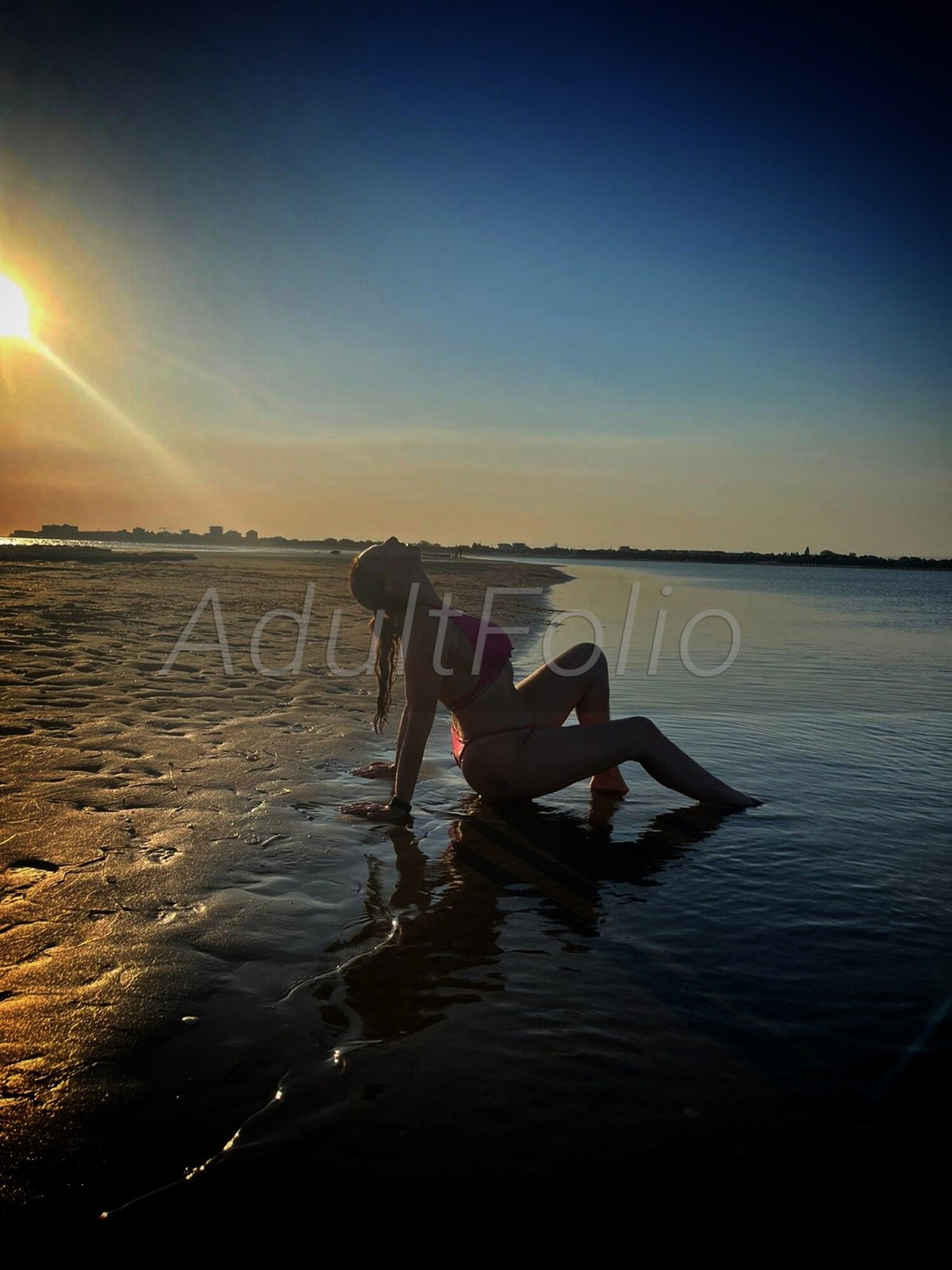 https://www.adultfolio.com/images/watermark/1513680.jpg