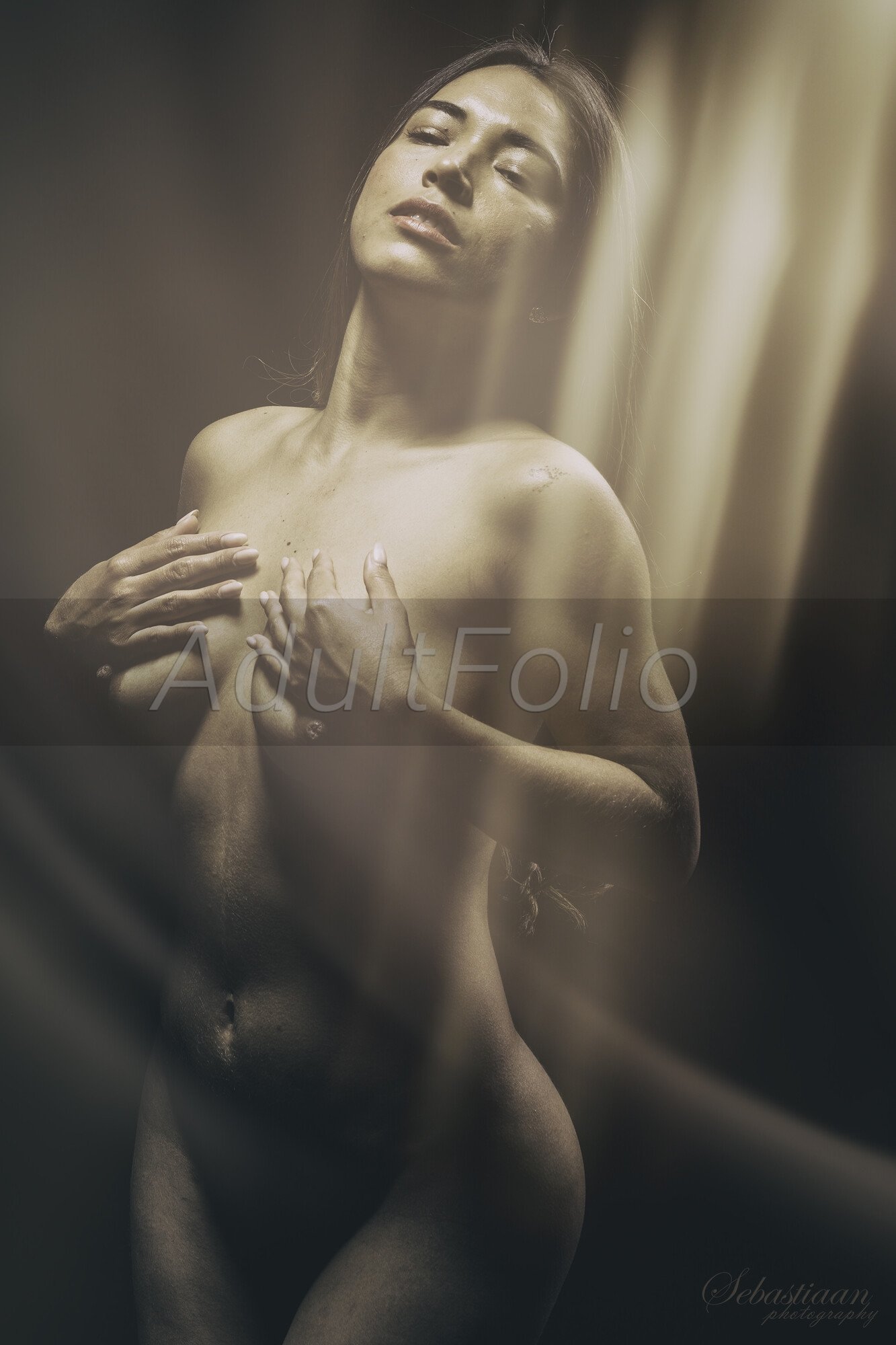 https://www.adultfolio.com/images/watermark/1513810.jpg