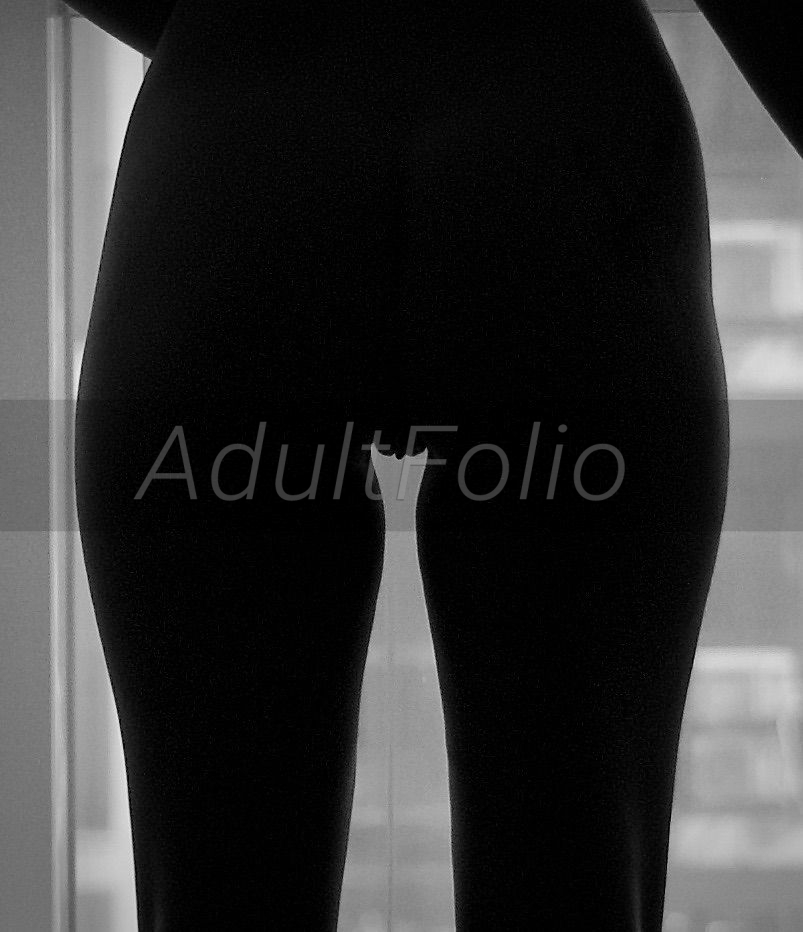 https://www.adultfolio.com/images/watermark/1567786.jpg