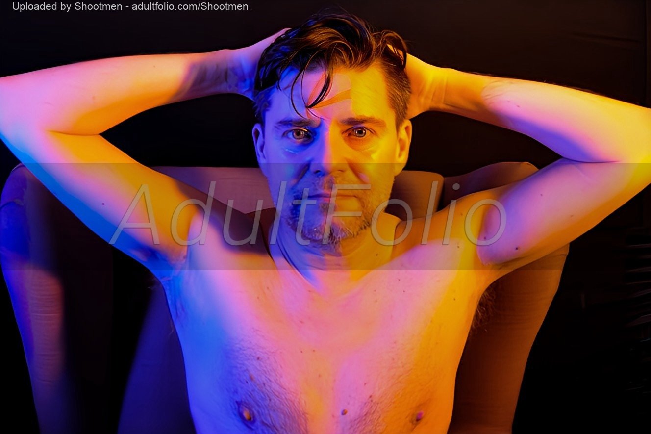 https://www.adultfolio.com/images/watermark/1587915.jpg