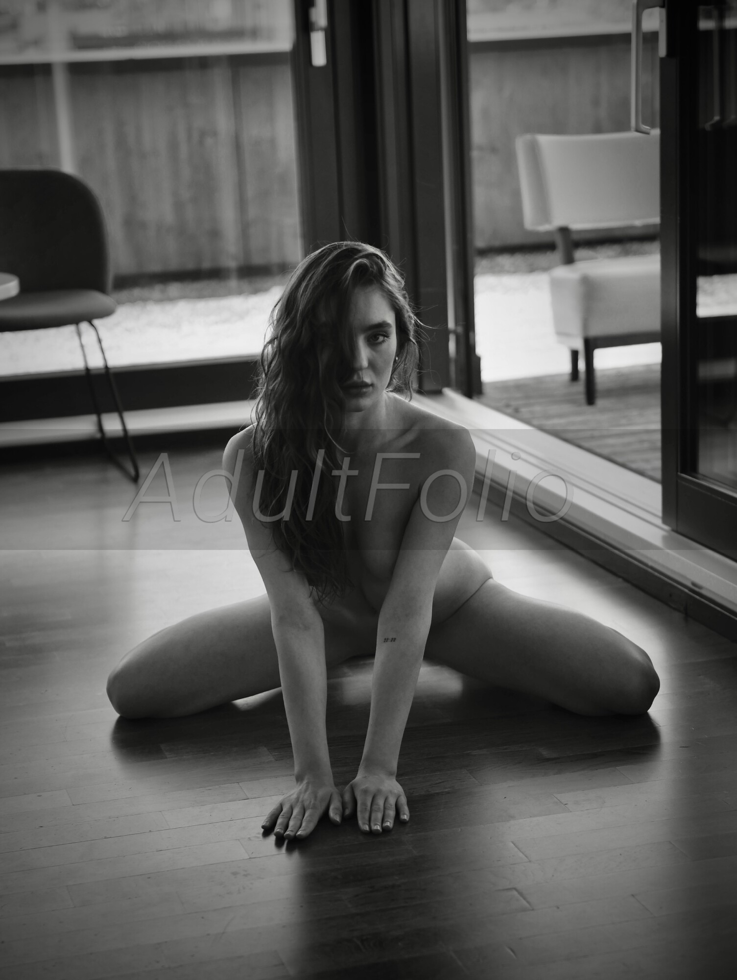 https://www.adultfolio.com/images/watermark/1605436.jpg