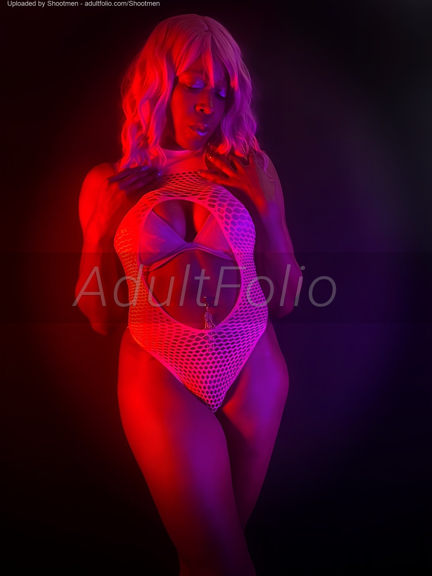 https://www.adultfolio.com/images/watermark/1608298.jpg