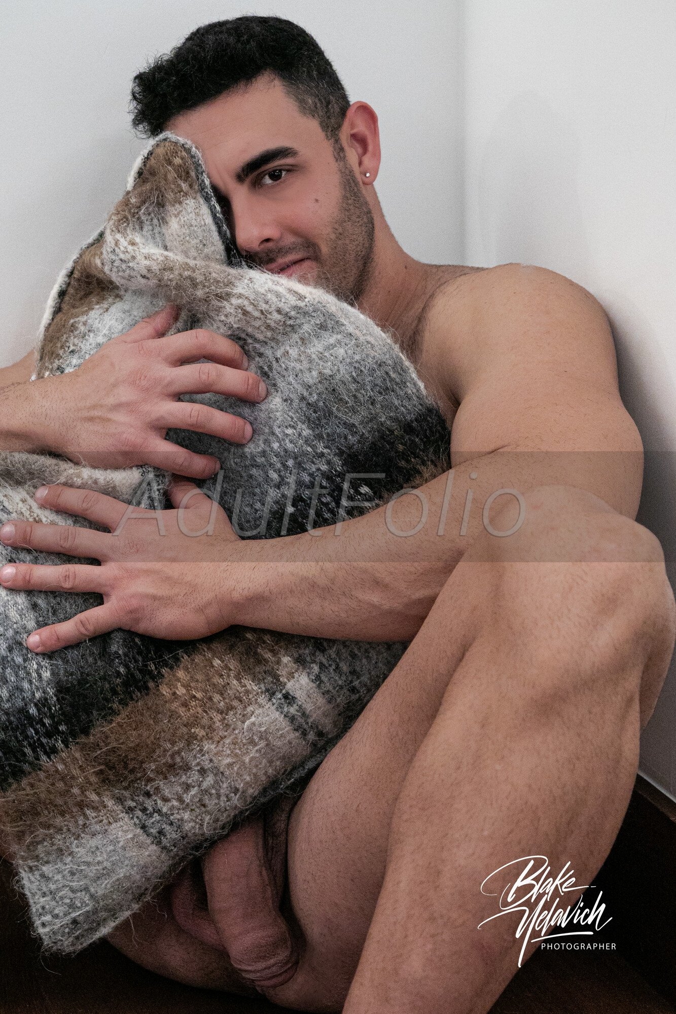 https://www.adultfolio.com/images/watermark/1612146.jpg