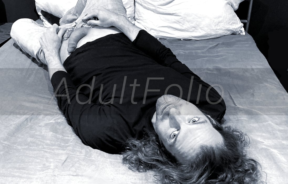 https://www.adultfolio.com/images/watermark/1681320.jpg