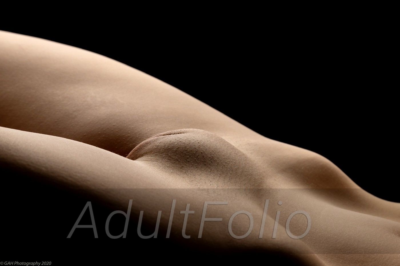 https://www.adultfolio.com/images/watermark/390633.jpg