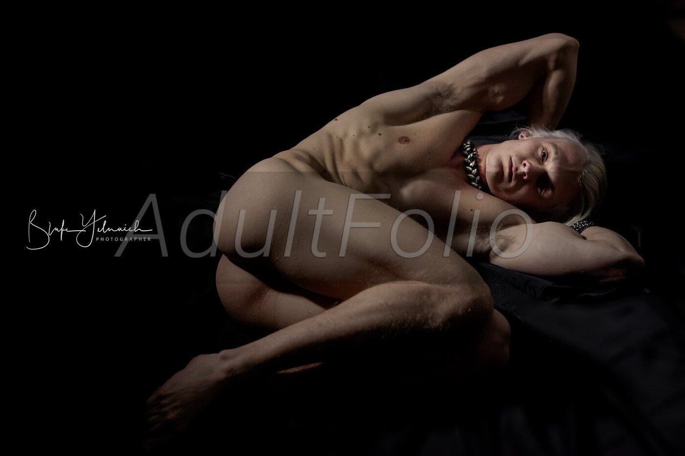 https://www.adultfolio.com/images/watermark/765354.jpg