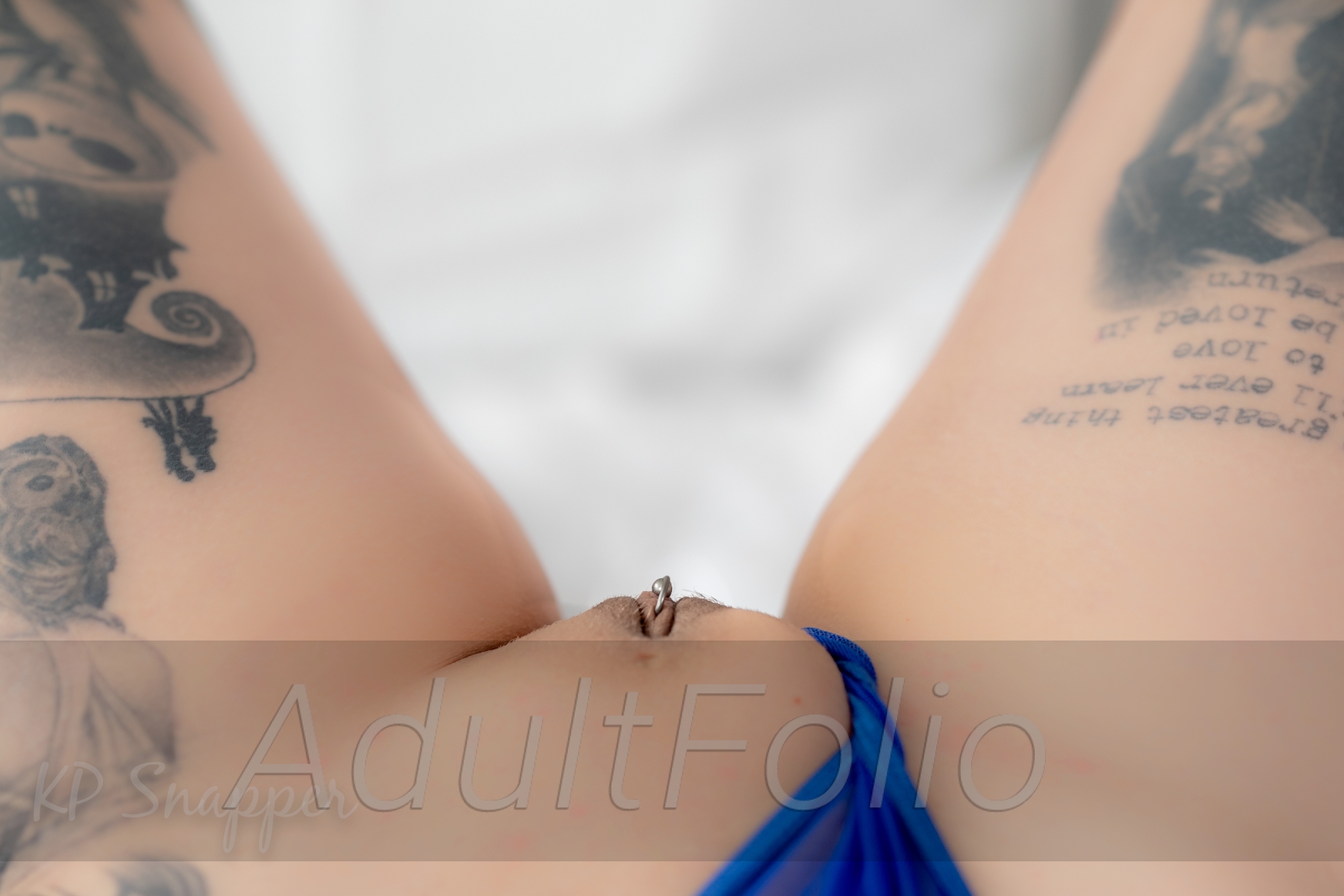 https://www.adultfolio.com/images/watermark/977123.jpg