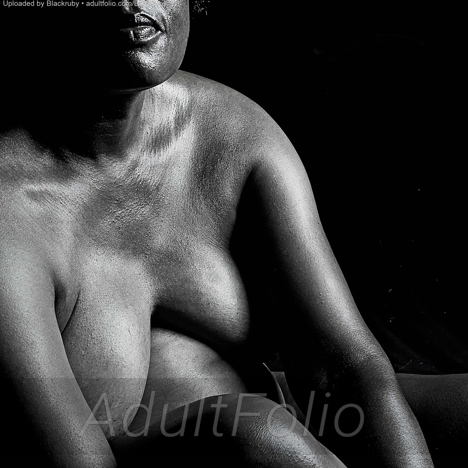 https://www.adultfolio.com/images/watermark/985652.jpg